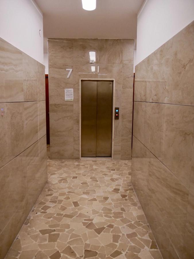 La Dimora Dell'Avvocato Apartment Naples Luaran gambar