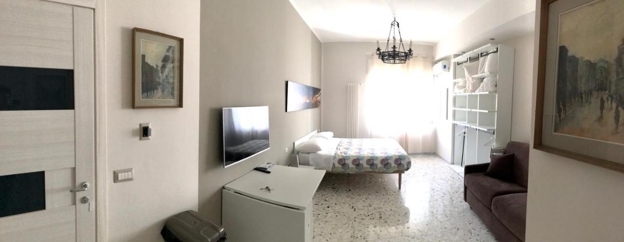 La Dimora Dell'Avvocato Apartment Naples Luaran gambar
