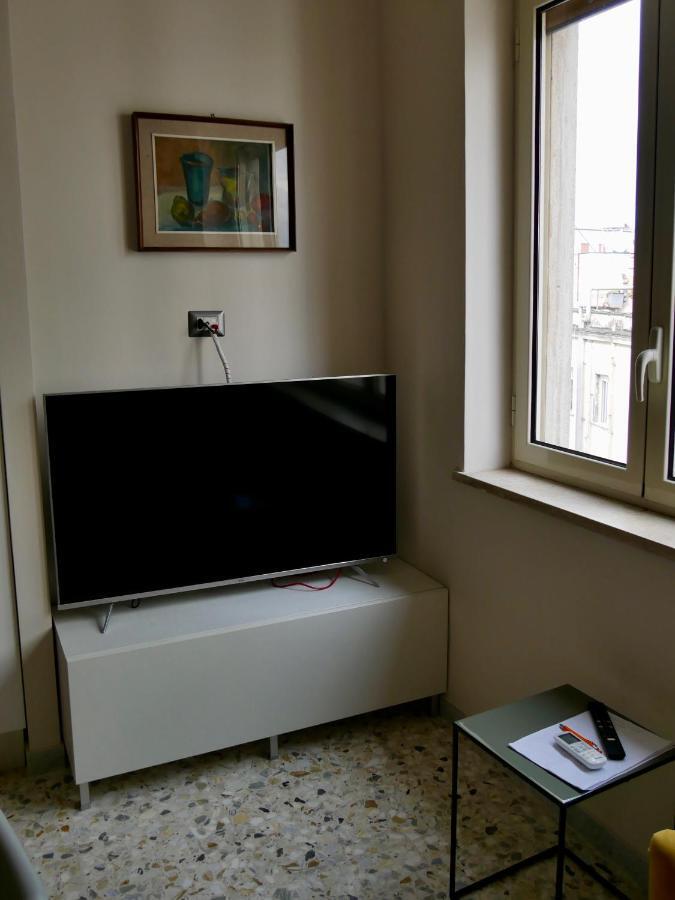 La Dimora Dell'Avvocato Apartment Naples Luaran gambar